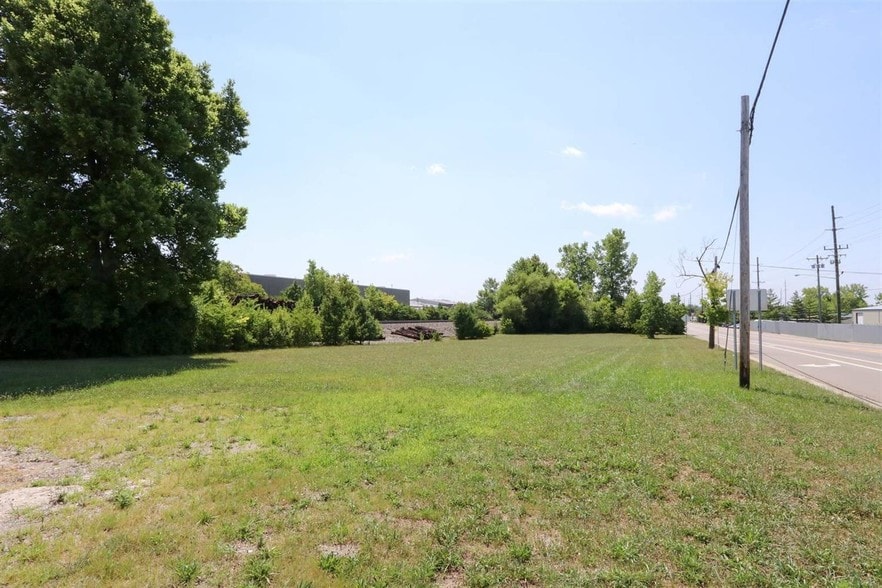 More Photos Of 11882 Reading Rd, Cincinnati Auto Repair For Sale