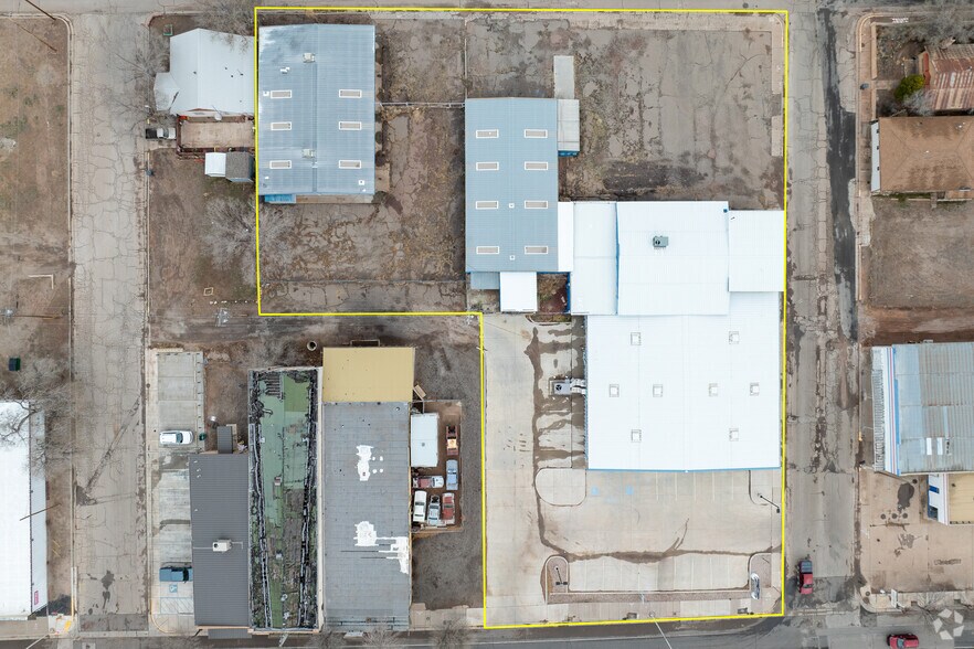 More Photos Of 113 Gold Ave, Grants Light Manufacturing For Sale