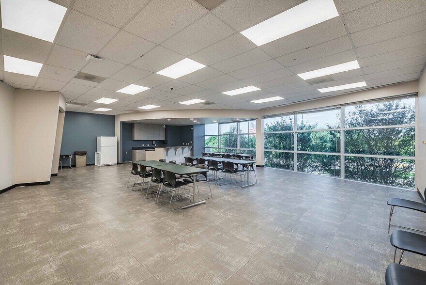 More Photos Of 1025 S Central Expy, Allen Office For Lease