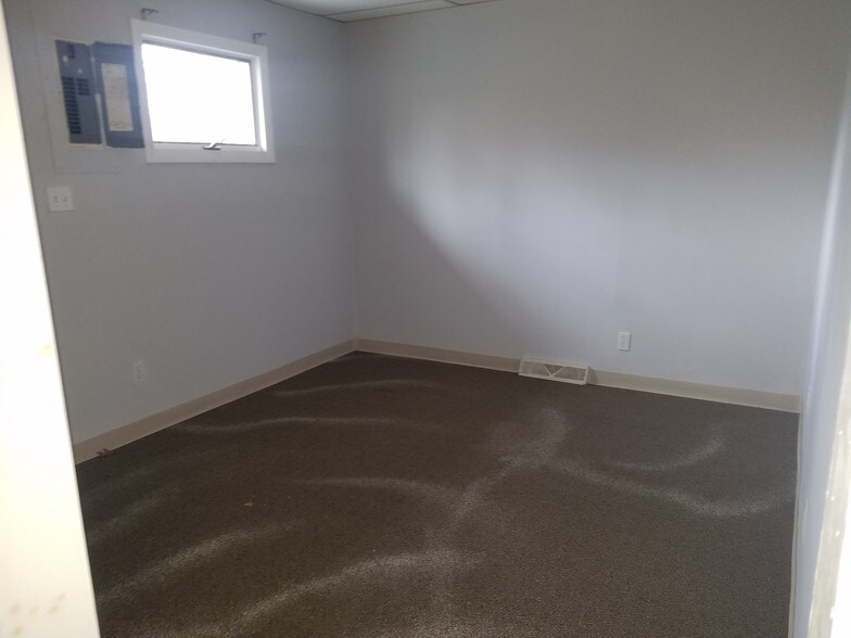 More Photos Of 1-21 Carroll Ave, Pennsville Coworking Space