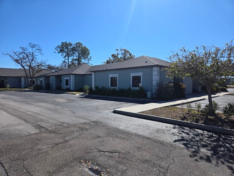 More Photos Of 13555 Automobile Blvd, Clearwater Medical For Lease