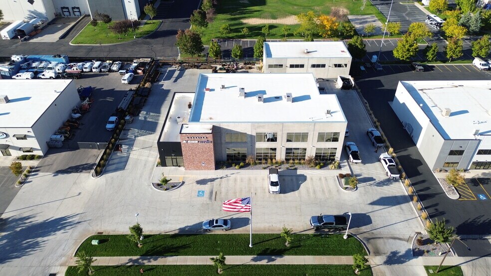 More Photos Of 2208 W 700 S, Springville Light Manufacturing For Sale