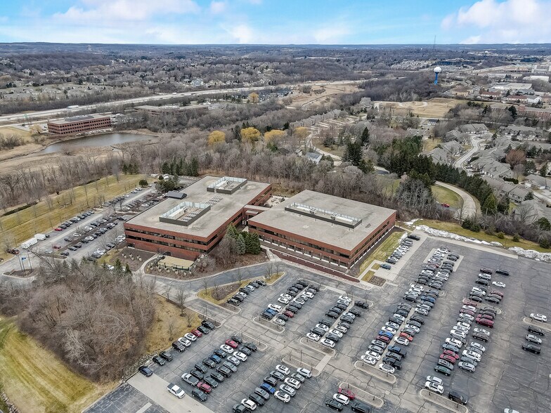 More Photos Of 255 Fiserv Dr, Brookfield Office For Sale