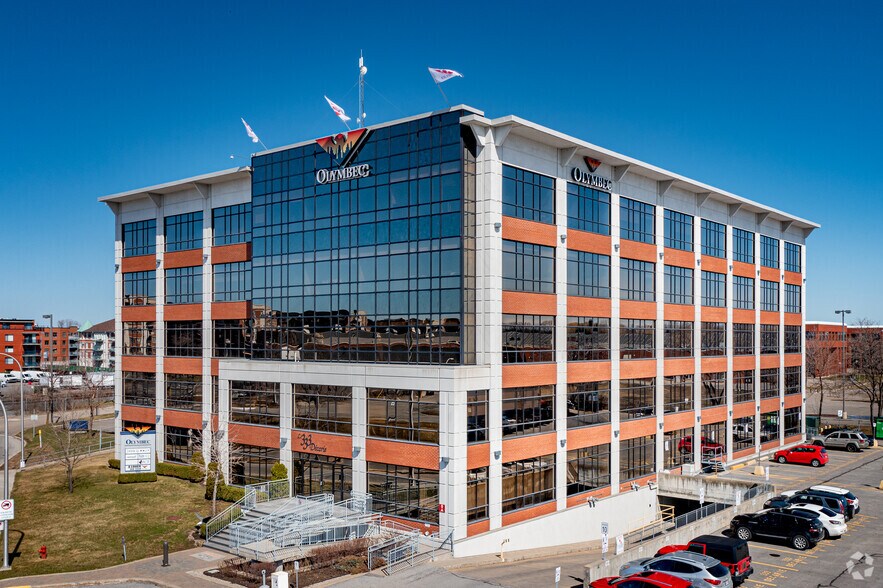 Primary Photo Of 333 Boul Décarie, Montréal Office Residential For Lease