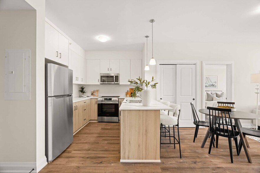 More Photos Of 600 Sunningdale Rd E, London Apartments For Lease