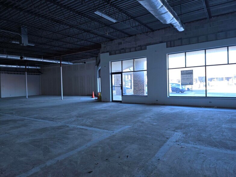 More Photos Of 3351 N Harlem Ave, Chicago Unknown For Lease