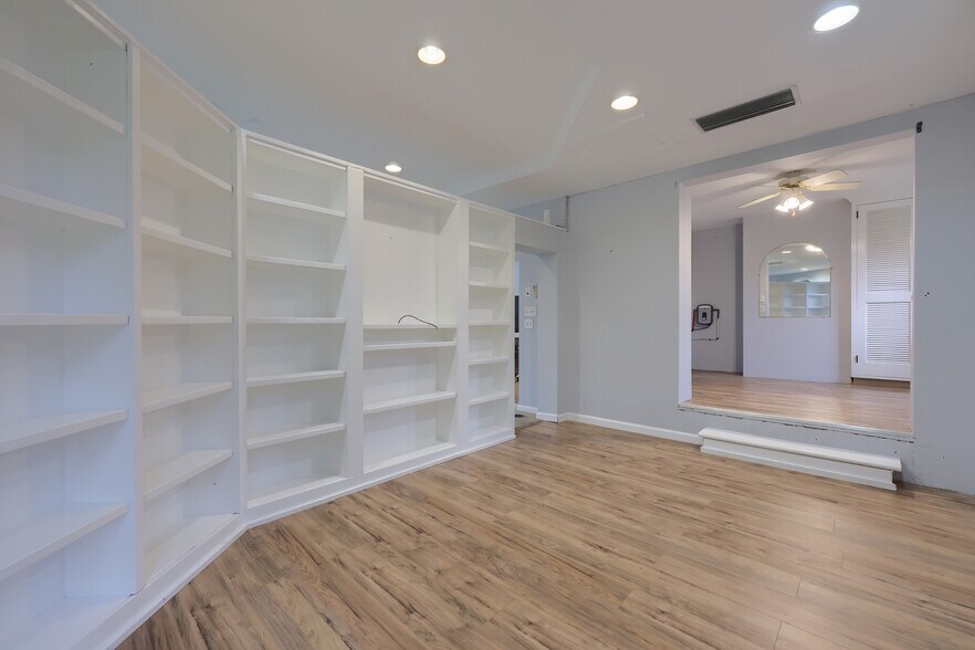 More Photos Of 1755 Lincoln Hwy E, Lancaster Loft Creative Space For Lease