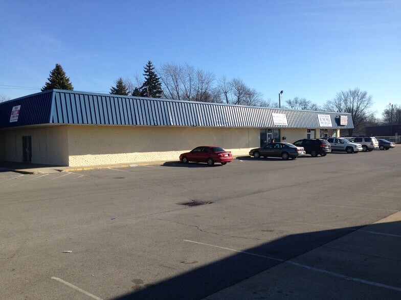 More Photos Of 3753-3765 N Post Rd, Indianapolis Freestanding For Sale