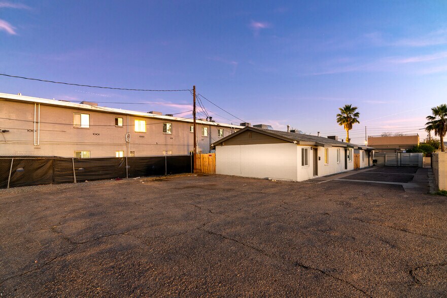 More Photos Of 2142 E Taylor St, Phoenix Multifamily For Sale