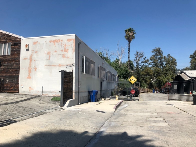 More Photos Of 2425 Glover Pl, Los Angeles Unknown For Lease