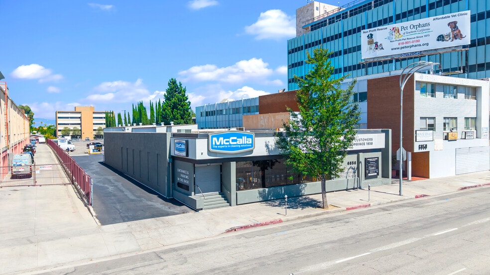More Photos Of 6856 Van Nuys Blvd, Van Nuys Freestanding For Sale