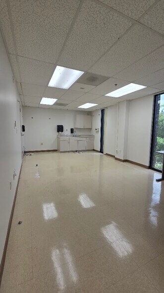 More Photos Of 6100 Griffin Rd, Davie Medical For Lease
