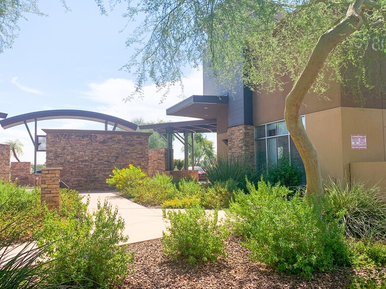More Photos Of 6780 W Thunderbird Rd, Peoria Unknown For Lease