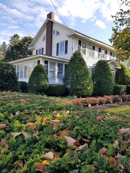 More Photos Of 1201 Washington St, Watertown Office Residential For Sale