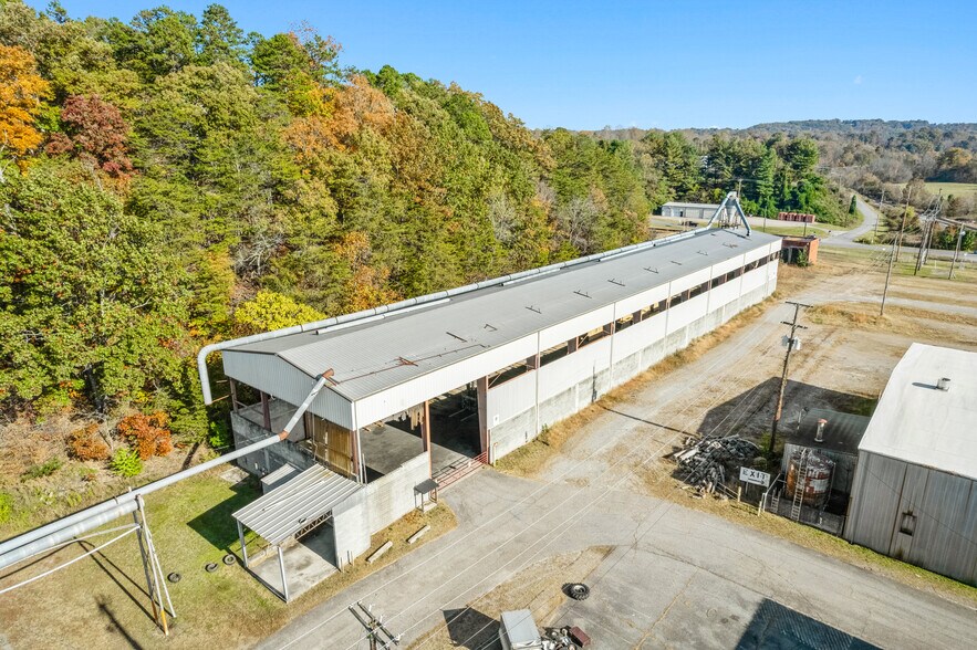 More Photos Of 1641 Fairystone Park Hwy, Stanleytown Warehouse For Sale