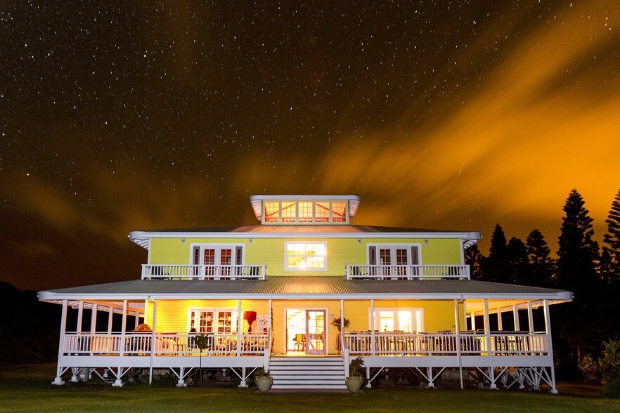 More Photos Of 94-2152 S Point Rd, Naalehu Hotel For Sale