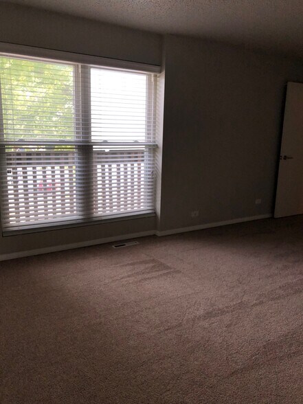 More Photos Of 2805-2901 S Locust St, Denver Apartments For Sale