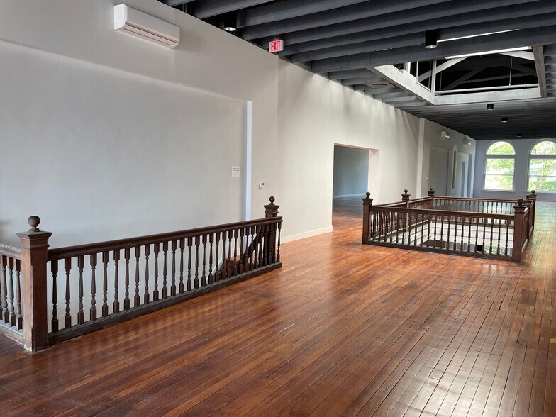 More Photos Of 5 E Broad St, Richmond Loft Creative Space For Lease