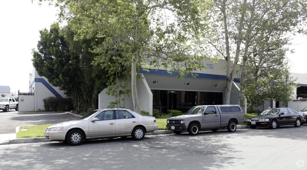 Primary Photo Of 1170 N Van Horne Way, Anaheim Warehouse For Lease