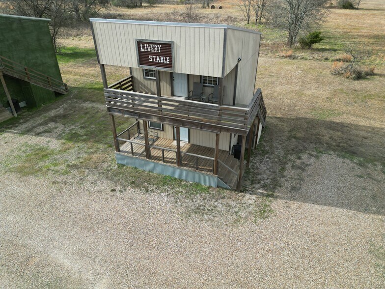 More Photos Of 2655 E 2078 Rd, Hugo Specialty For Sale