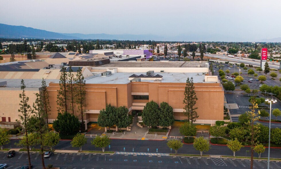 More Photos Of 5060 Montclair Plaza Ln, Montclair Unknown For Lease