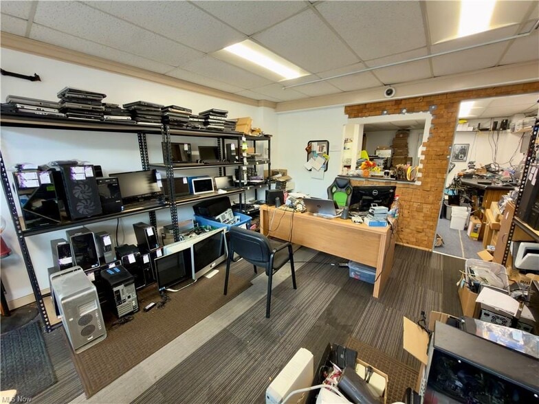 More Photos Of 17020 Madison Ave, Lakewood Flex For Sale