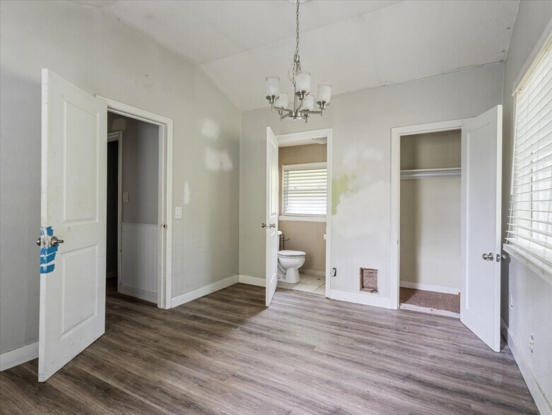 More Photos Of 2510 NE 54th St, Vancouver Land For Sale