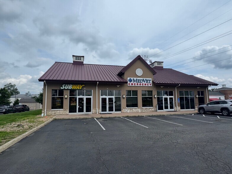 Primary Photo Of 5346-5352 N Hamilton Rd, Columbus Freestanding For Lease