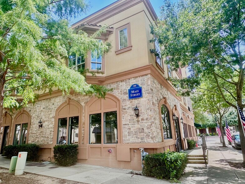 More Photos Of 99 Main St, Colleyville Storefront Retail Office For Lease