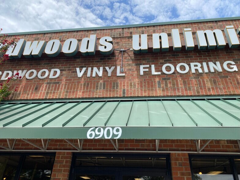 More Photos Of 6909 Burlington Rd, Whitsett Freestanding For Lease