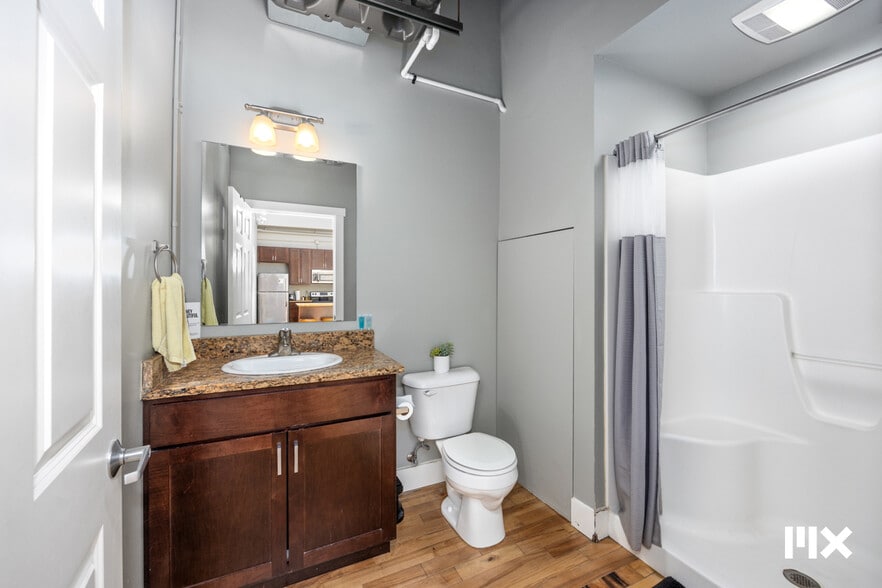 More Photos Of 139 Pearl St NW, Grand Rapids Multifamily For Sale