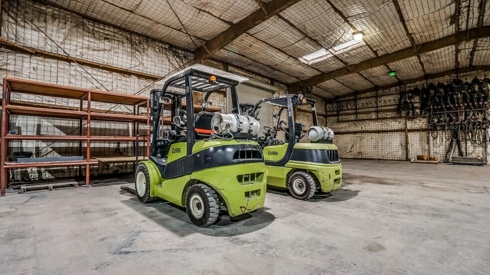 More Photos Of 3833 FM 1821, Mineral Wells Industrial For Lease