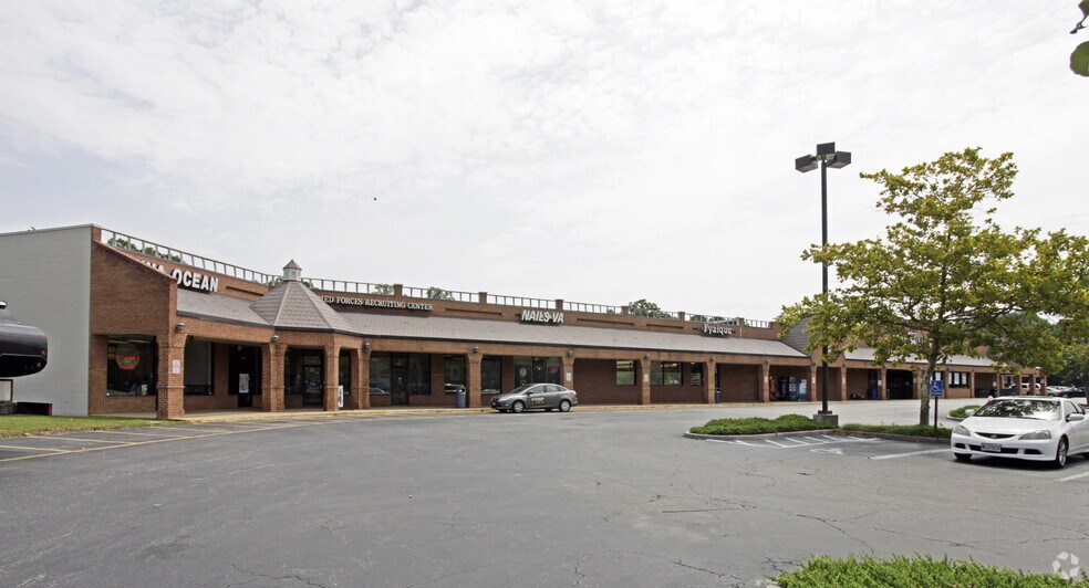 More Photos Of 8100 George Washington Mem Hwy, Yorktown Freestanding For Lease