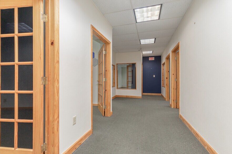 More Photos Of 3270 Hampton Ave, Saint Louis Loft Creative Space For Lease