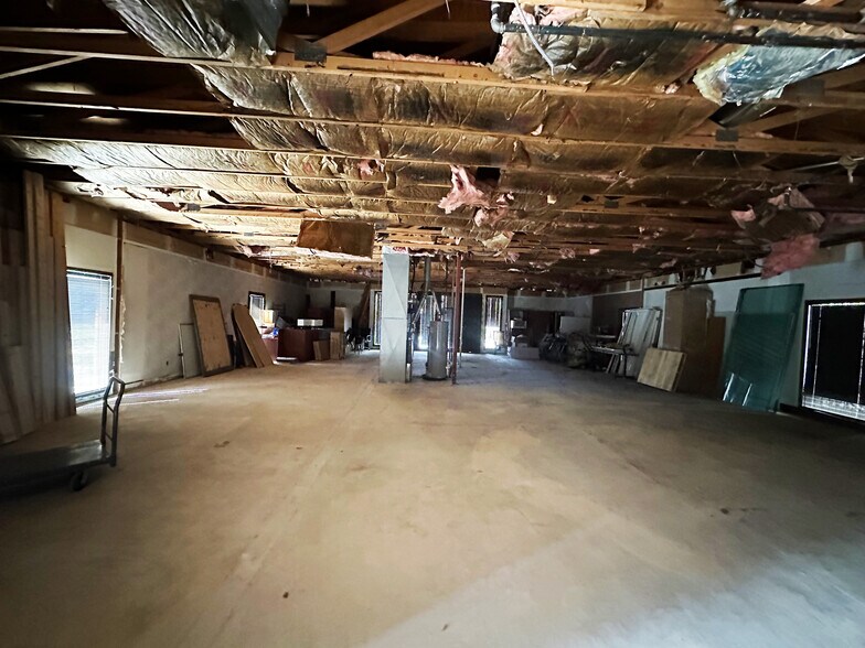 More Photos Of 1198 Old Henderson Rd, Columbus Warehouse For Sale