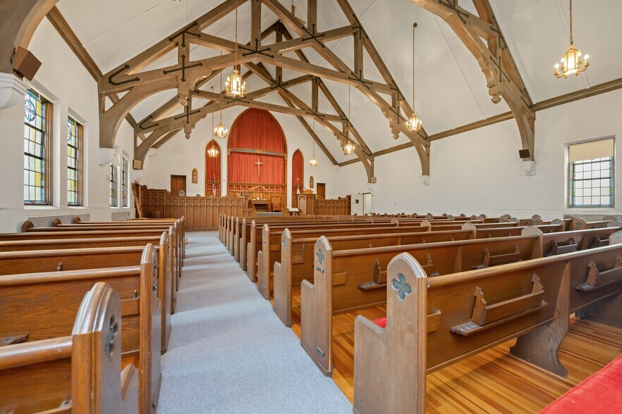 More Photos Of 2889 Culver rd, Rochester Specialty For Sale