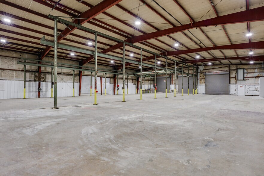 More Photos Of 4800 Cash Rd, Dallas Manufacturing For Lease