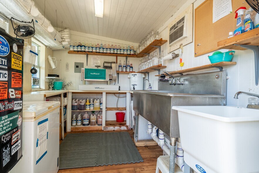 More Photos Of 122 N Green St, Hawkins Land For Sale