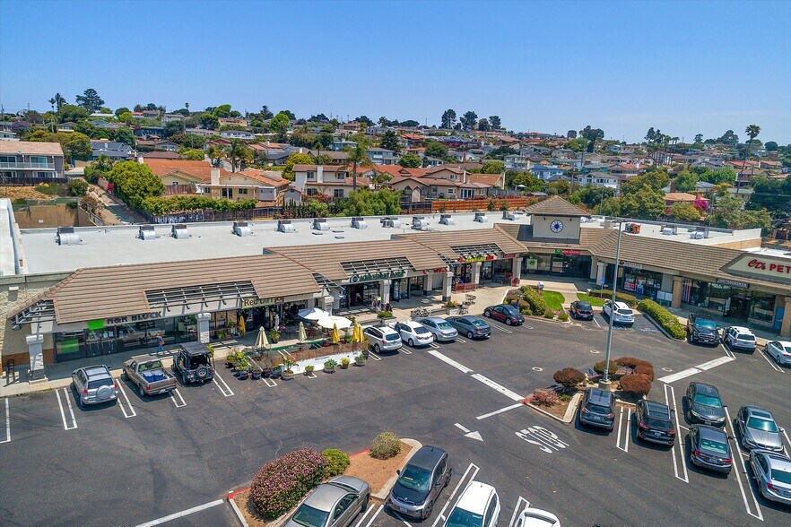 More Photos Of 1404-1460 E Grand Ave, Arroyo Grande Storefront For Sale