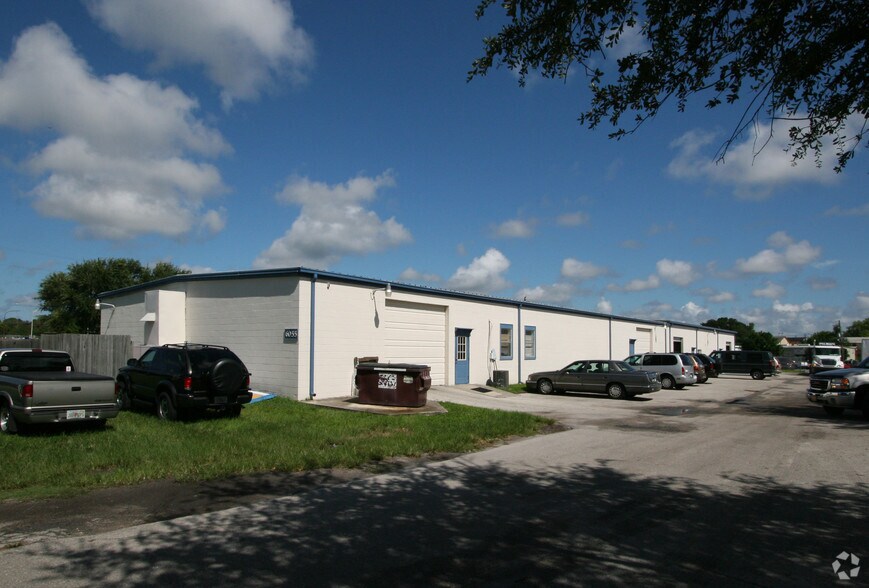 Primary Photo Of 6055 Porter Way, Sarasota Warehouse For Lease