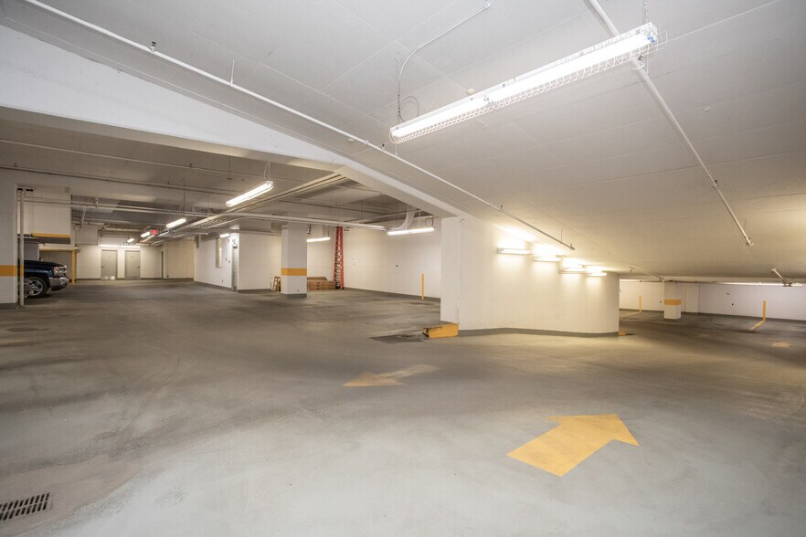 More Photos Of 4900 50 St, Red Deer Office For Lease