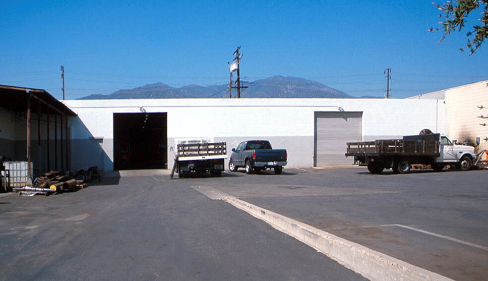 More Photos Of 924-926 S Primrose Ave, Monrovia Warehouse For Lease