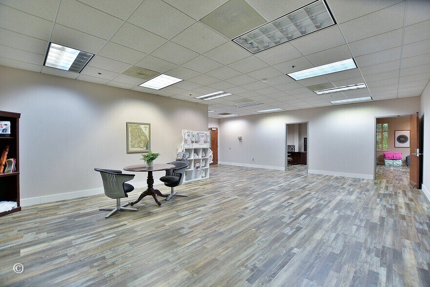 More Photos Of 1 Old Mills Way, Columbus Industrial For Sale