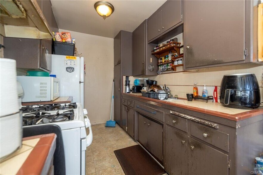More Photos Of 2912 W Via Acosta, Montebello Apartments For Sale