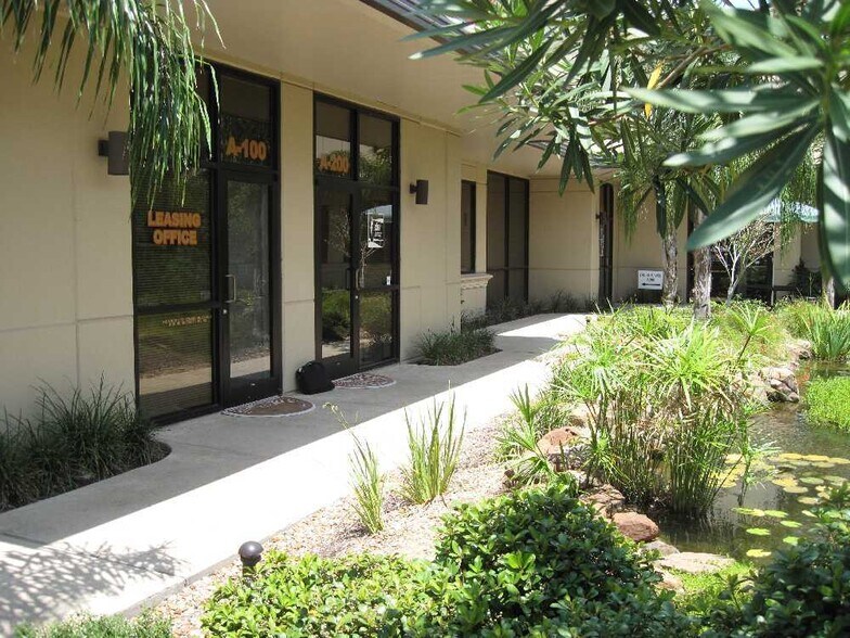 More Photos Of 201 Kingwood Medical Dr, Kingwood Medical For Lease