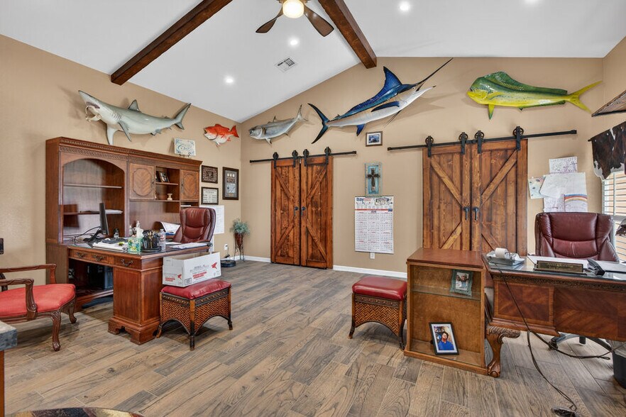 More Photos Of 464779 E 1070 Rd, Sallisaw Flex For Sale