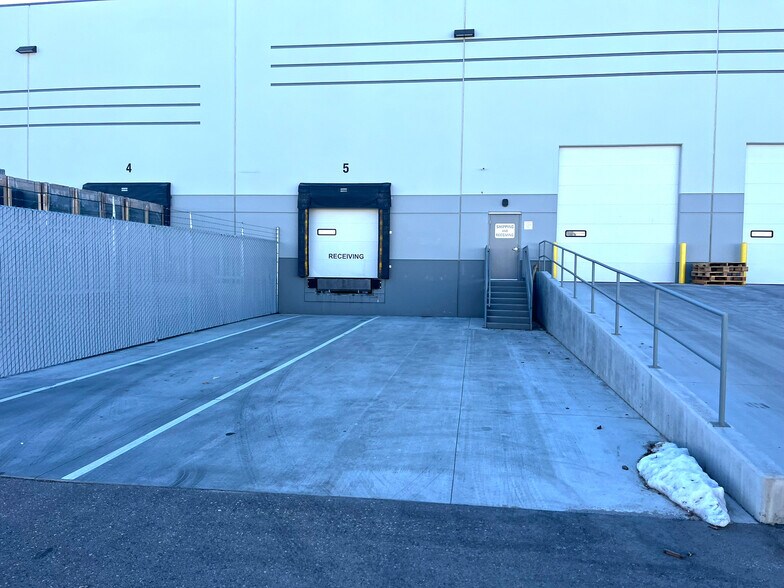 More Photos Of 55 N Truckee Ave, Meridian Distribution For Lease