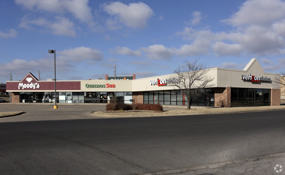 More Photos Of 10031 E 71st St, Tulsa Unknown For Lease