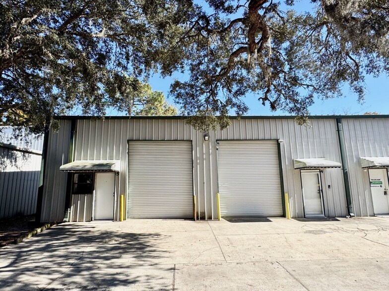 Primary Photo Of 11631 Columbia Park Dr E, Jacksonville Warehouse For Lease