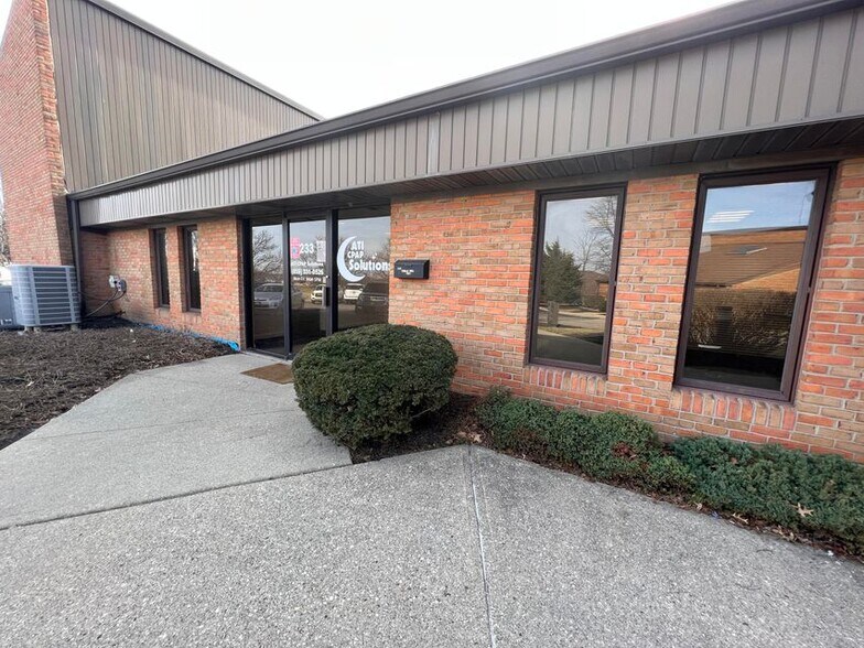 More Photos Of 230-236 Thomas More Pky, Crestview Hills Medical For Lease